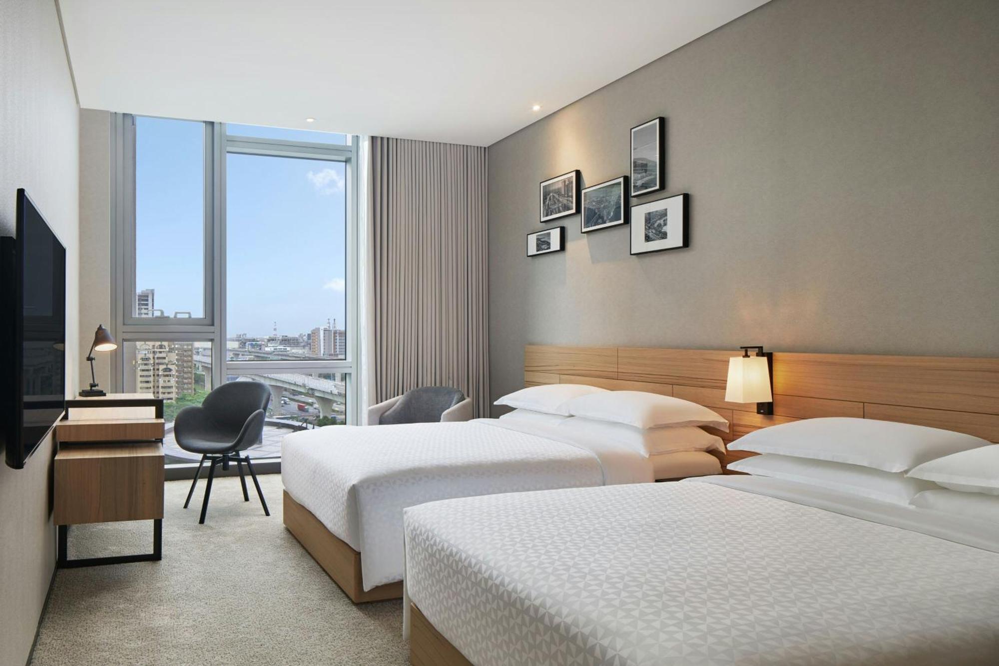 Four Points By Sheraton Linkou Exterior foto