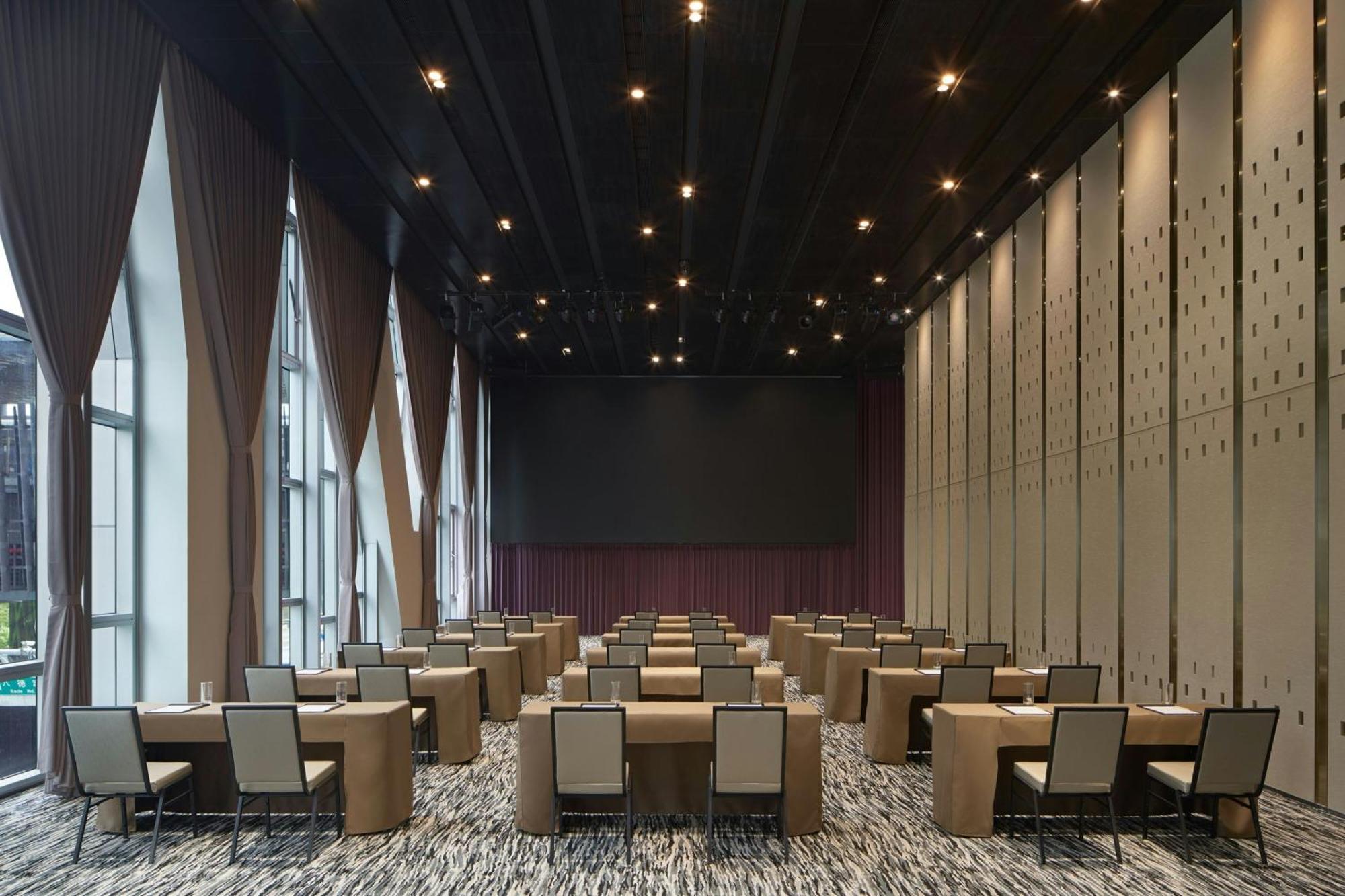 Four Points By Sheraton Linkou Exterior foto